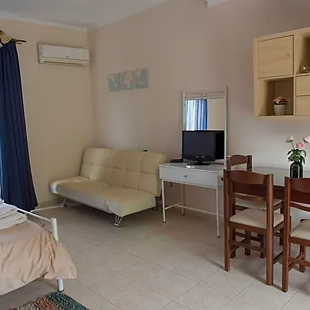 Kalloni Royal 3*