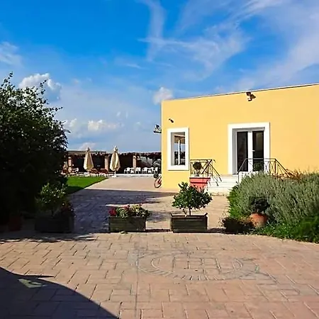 Kalloni Royal 3*